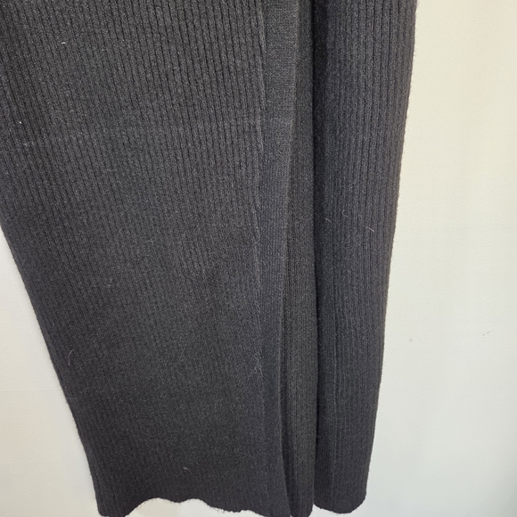 ASTR High Slit Black Long Sleeve Sweater Dress Soft - Picture 12 of 12